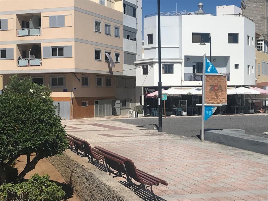 Casa Veronica 5 , 1 Dormitorio 阿罗纳 外观 照片